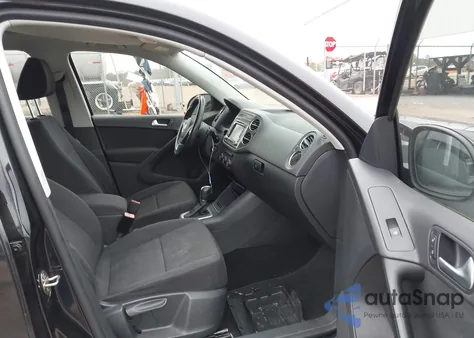 2015 Volkswagen Tiguan S из США, поврежденный, VIN WVGAV7AX3FW593753
